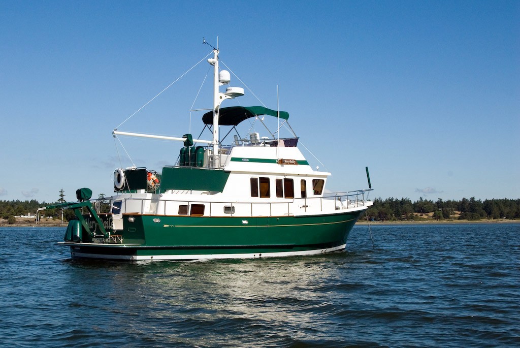 cruiser yachts aft cabin